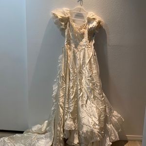 Wedding dress